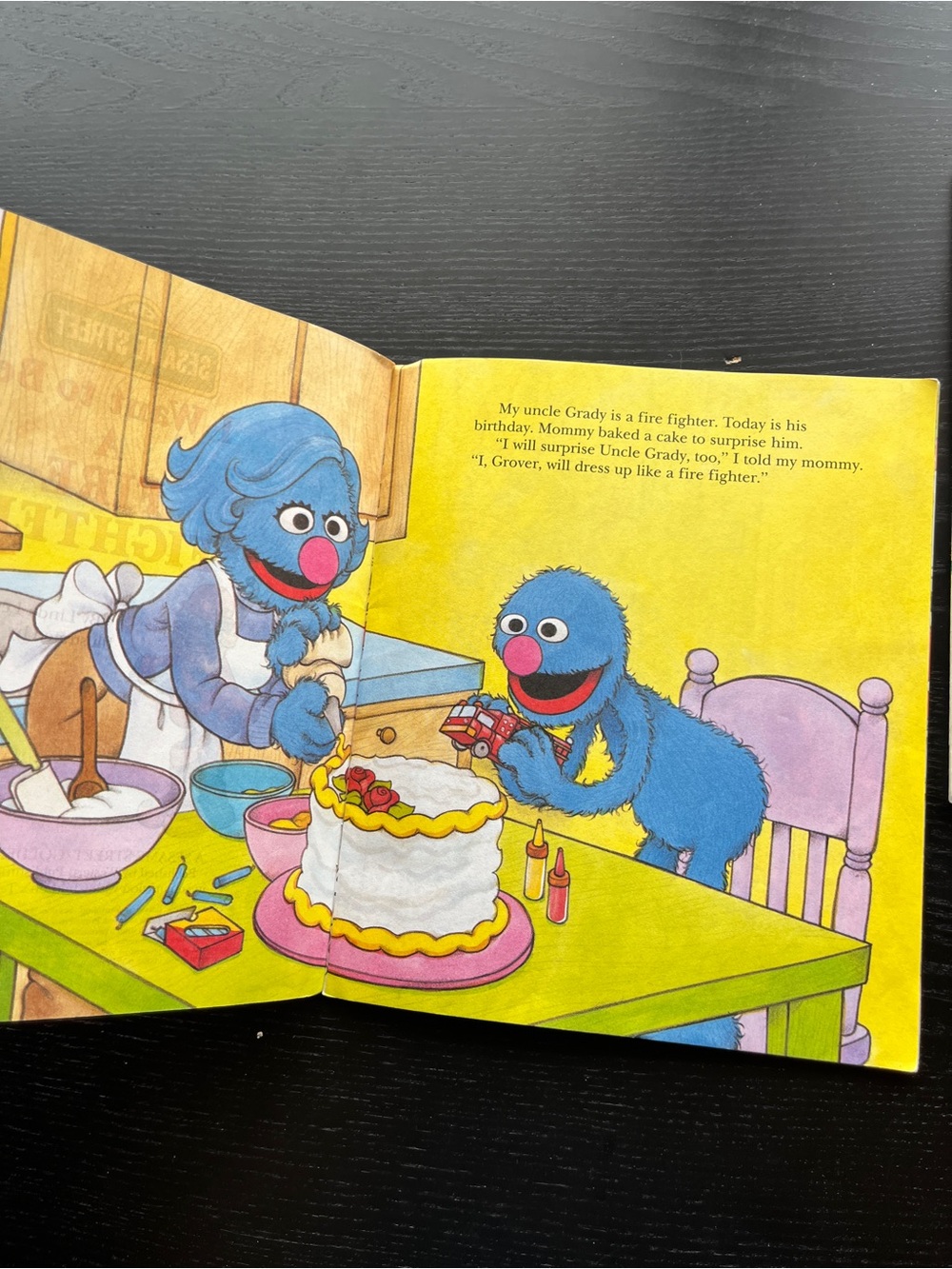 Vintage Sesame Street Golden Books Lot Grover Firefighter Ernie Bert - Picture 13 of 14
